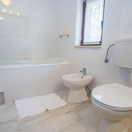 Spacious Lanima - Peaceful Location *