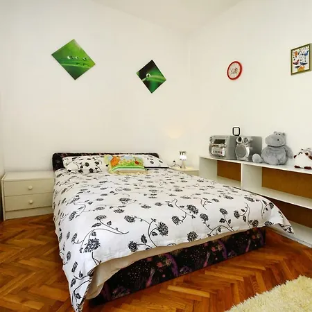 Spacious Lanima - Peaceful Location Porec