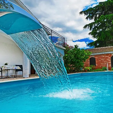 Spacious Lanima - Peaceful Location Porec