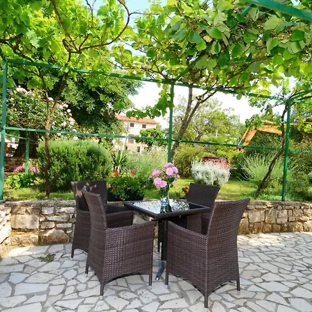 Villa Spacious Lanima - Peaceful Location