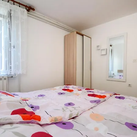 Spacious Lanima - Peaceful Location Porec