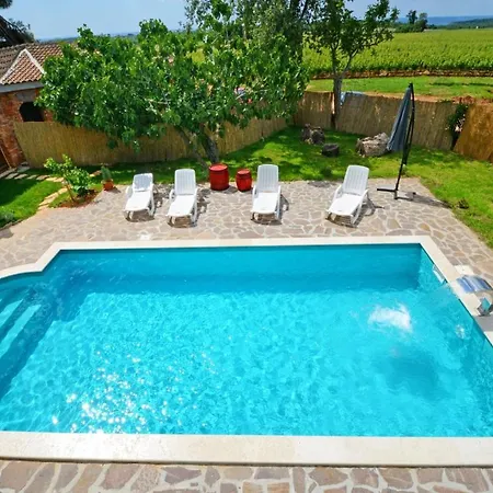 Spacious Lanima - Peaceful Location *